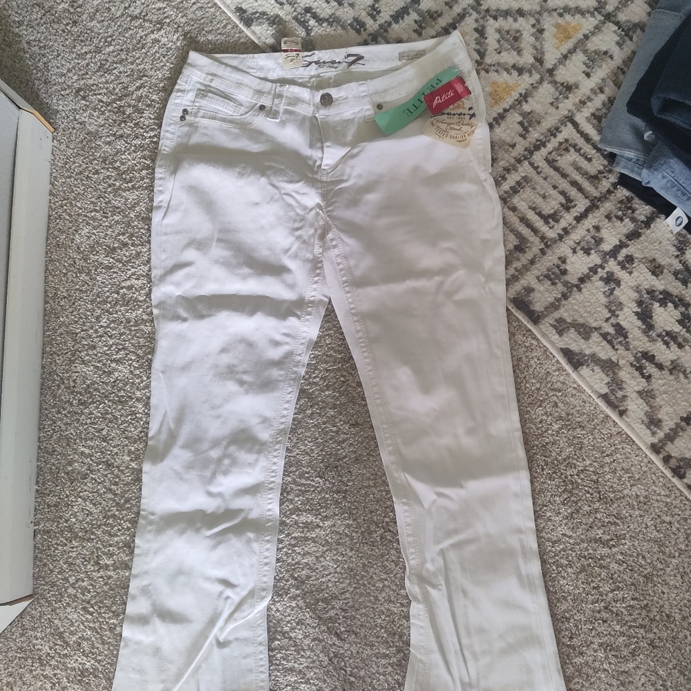 Seven7 white jeans size 14 P
